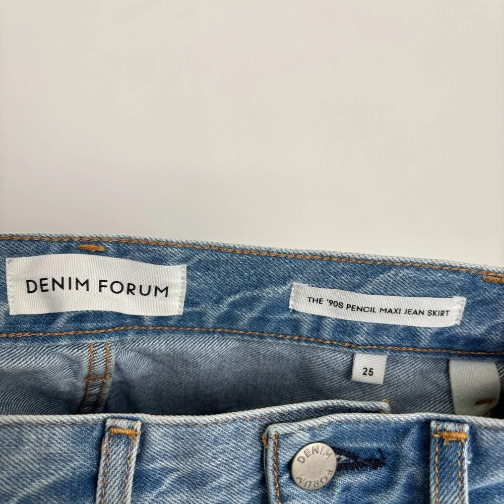 Aritzia Denim Forum The ’90s Pencil Maxi Denim Skirt 7 Yrs Bleu Taboo Size 25